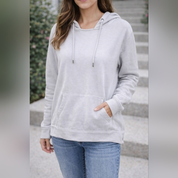 American Eagle Outfitters Tops - American Eagle sweatshirt